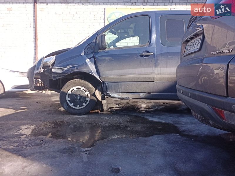 Минивэн Peugeot Expert 2008 в Киеве