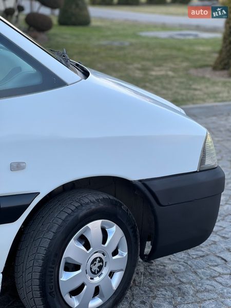 Минивэн Peugeot Expert 2006 в Жовкве