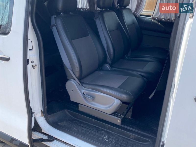 Мінівен Peugeot Expert 2019 в Гощі