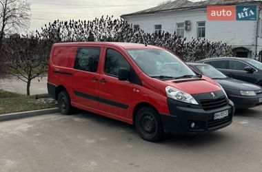 Вантажний фургон Peugeot Expert 2016 в Сумах