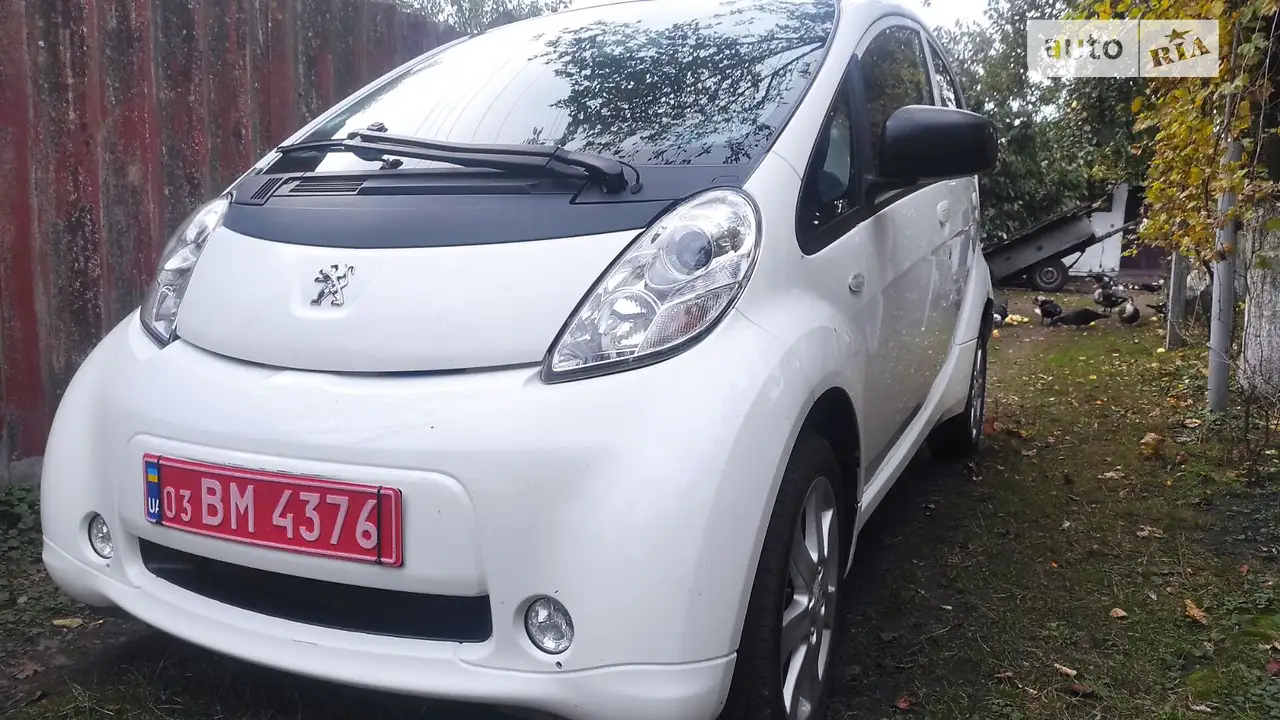 2012 Peugeot iOn - мініатюра 13
