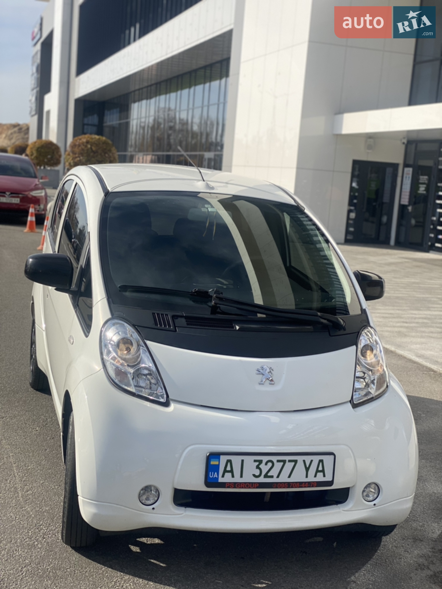 2011 Peugeot iOn - фото 1