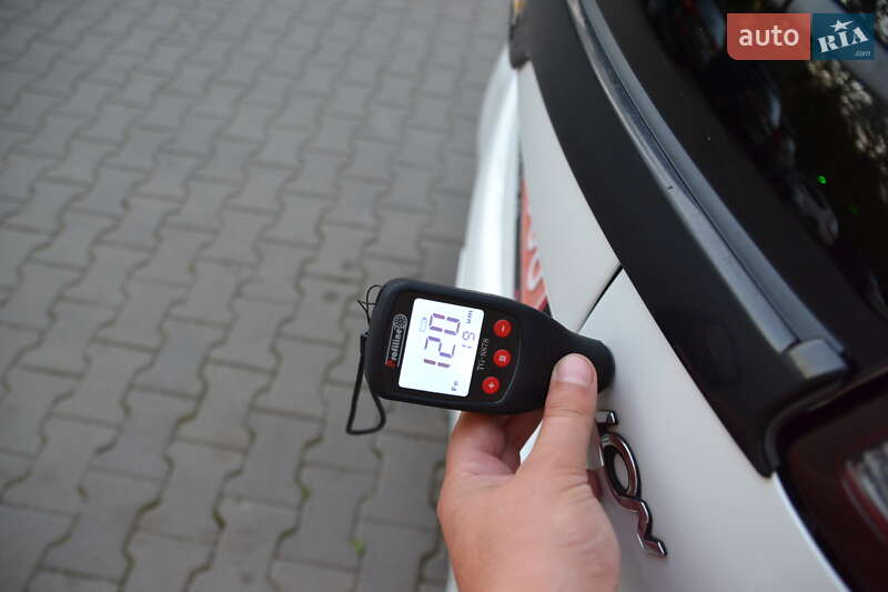 Хэтчбек Peugeot iOn 2012 в Луцке