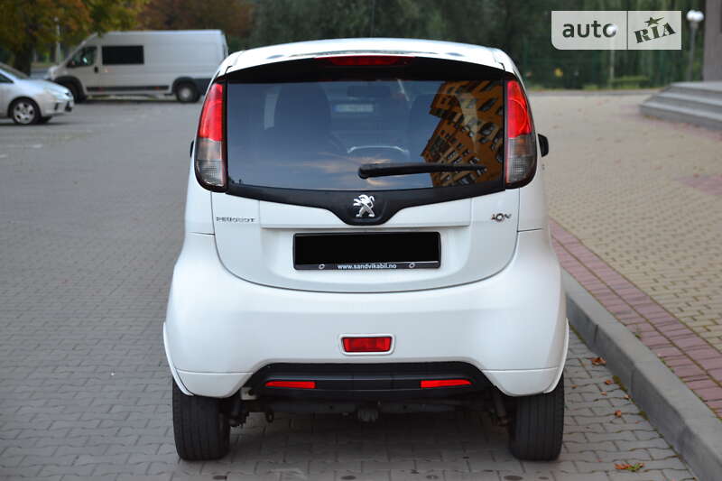 Хетчбек Peugeot iOn 2011 в Луцьку фото 7 Хетчбек Peugeot iOn 2011 в Луцьку