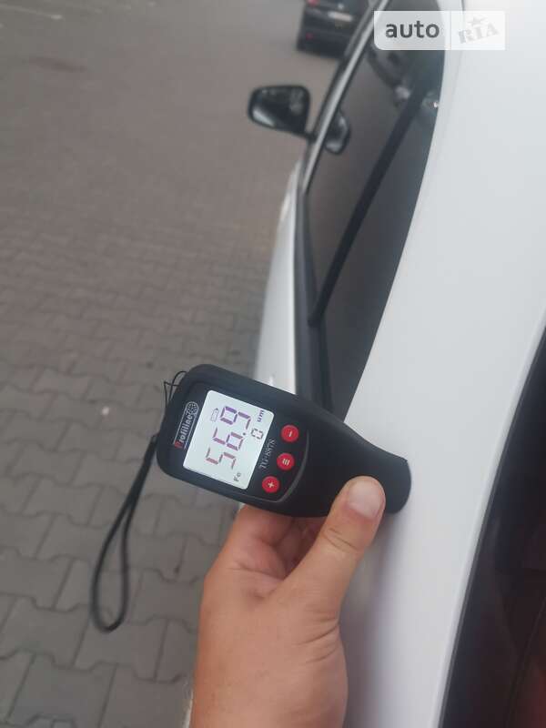 Хетчбек Peugeot iOn 2011 в Луцьку фото 31 Хетчбек Peugeot iOn 2011 в Луцьку