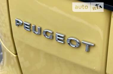 Хэтчбек Peugeot iOn 2011 в Бердичеве