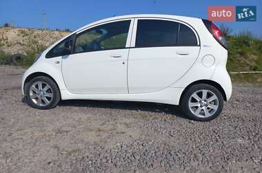 Хэтчбек Peugeot iOn 2011 в Львове