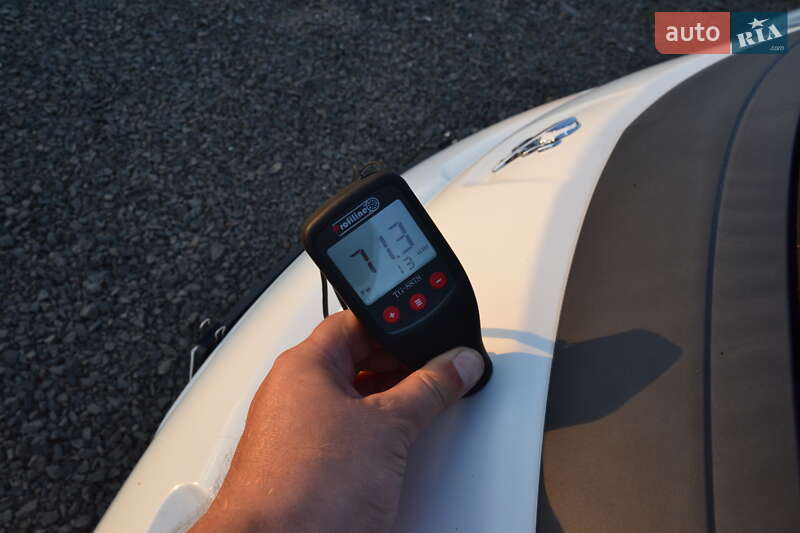 Хетчбек Peugeot iOn 2013 в Луцьку