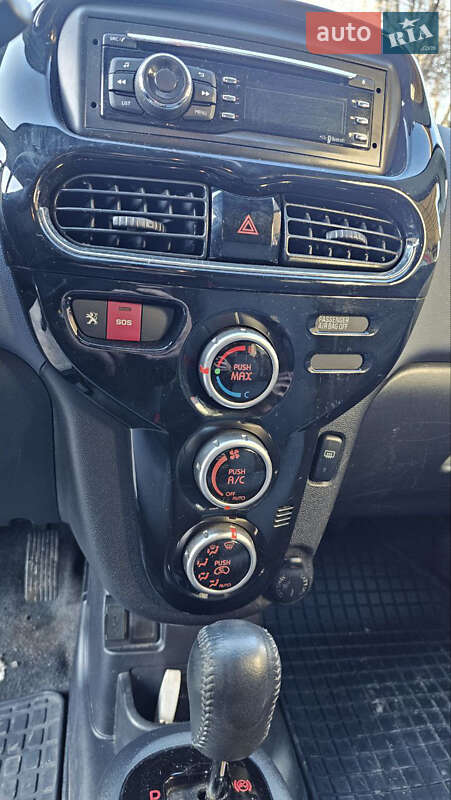 Хэтчбек Peugeot iOn 2015 в Хмельницком фото 4 Хэтчбек Peugeot iOn 2015 в Хмельницком