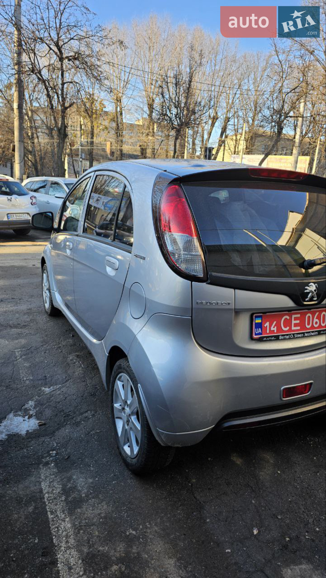 2015 Peugeot iOn - мініатюра 6