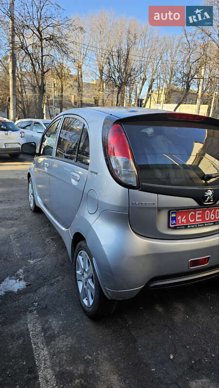 Хэтчбек Peugeot iOn 2015 в Хмельницком фото 6 Хэтчбек Peugeot iOn 2015 в Хмельницком