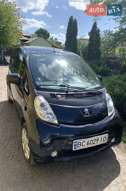 Хэтчбек Peugeot iOn 2011 в Львове