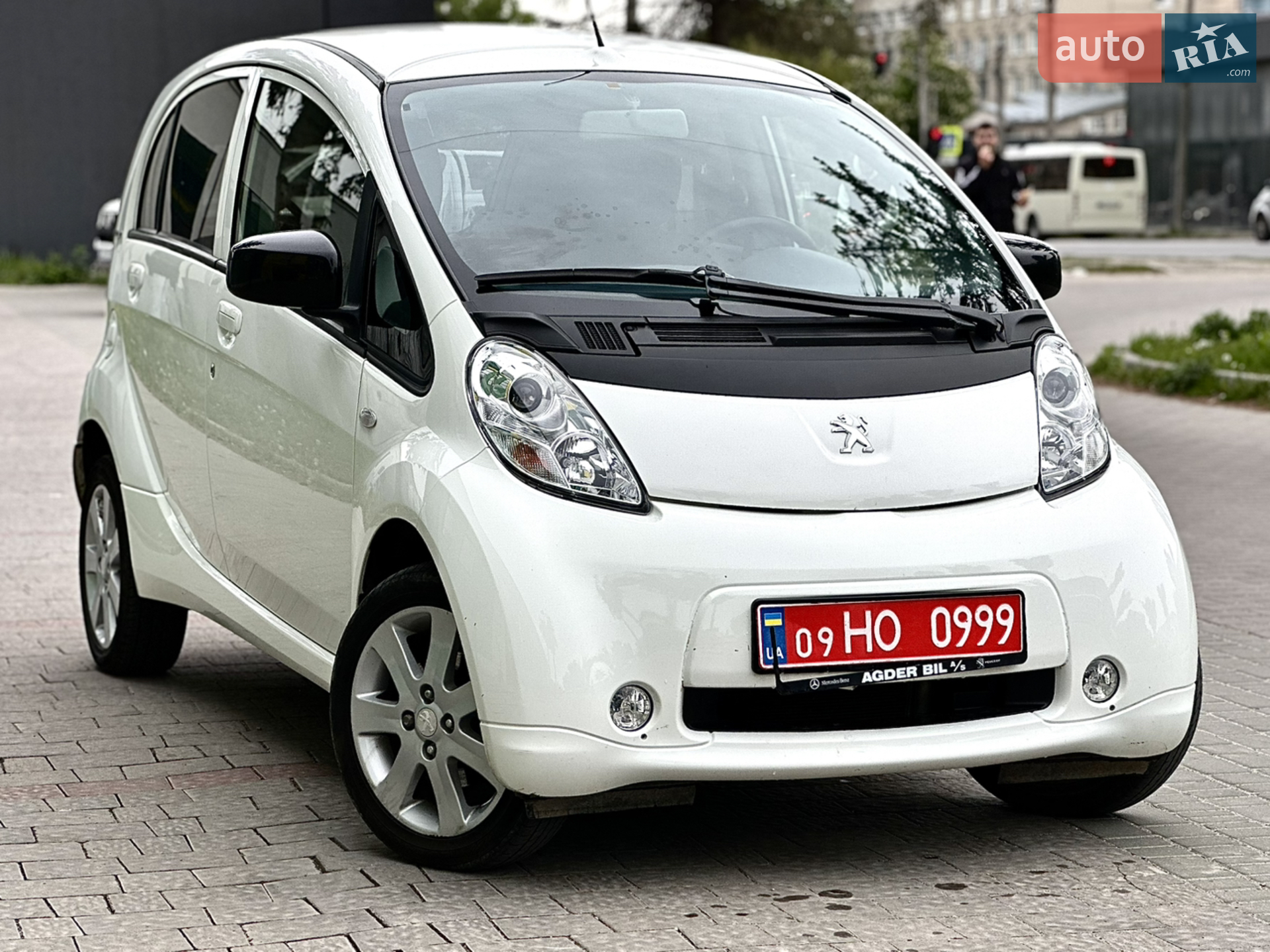 2018 Peugeot iOn - фото 1