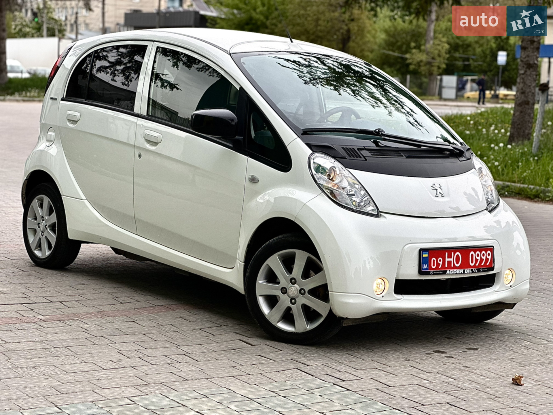 2018 Peugeot iOn - мініатюра 9