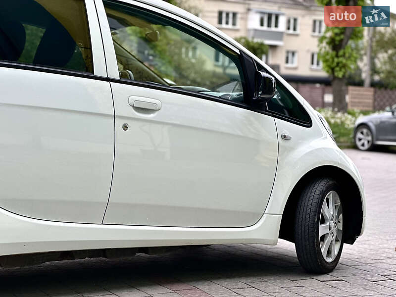 Хетчбек Peugeot iOn 2018 в Тернополі