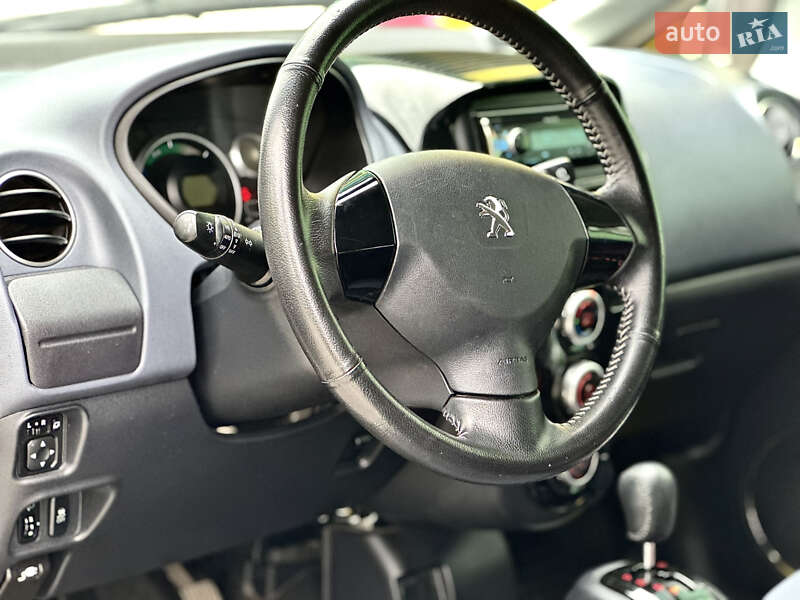 Хетчбек Peugeot iOn 2018 в Тернополі