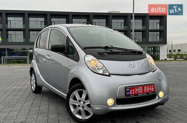 Хэтчбек Peugeot iOn 2013 в Львове