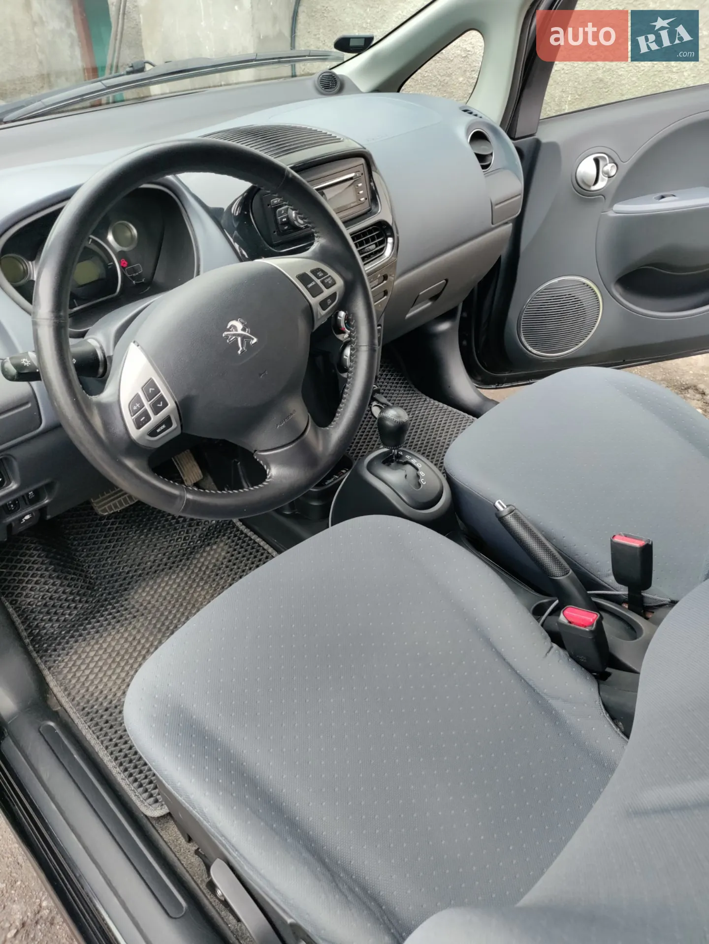 2011 Peugeot iOn - мініатюра 23