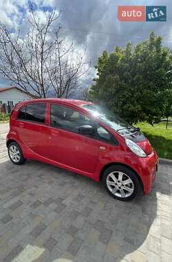 Хэтчбек Peugeot iOn 2013 в Днепре