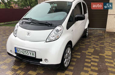 Хэтчбек Peugeot iOn 2015 в Тернополе