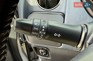 Хетчбек Peugeot iOn 2015 в 