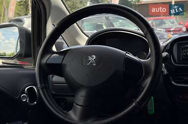 Хетчбек Peugeot iOn 2015 в 