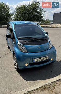 Хэтчбек Peugeot iOn 2015 в Николаеве