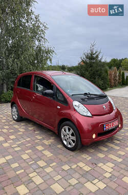 Хетчбек Peugeot iOn 2014 в Дніпрі