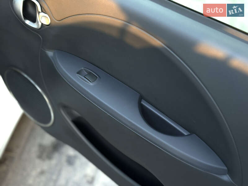 Хетчбек Peugeot iOn 2017 в Луцьку