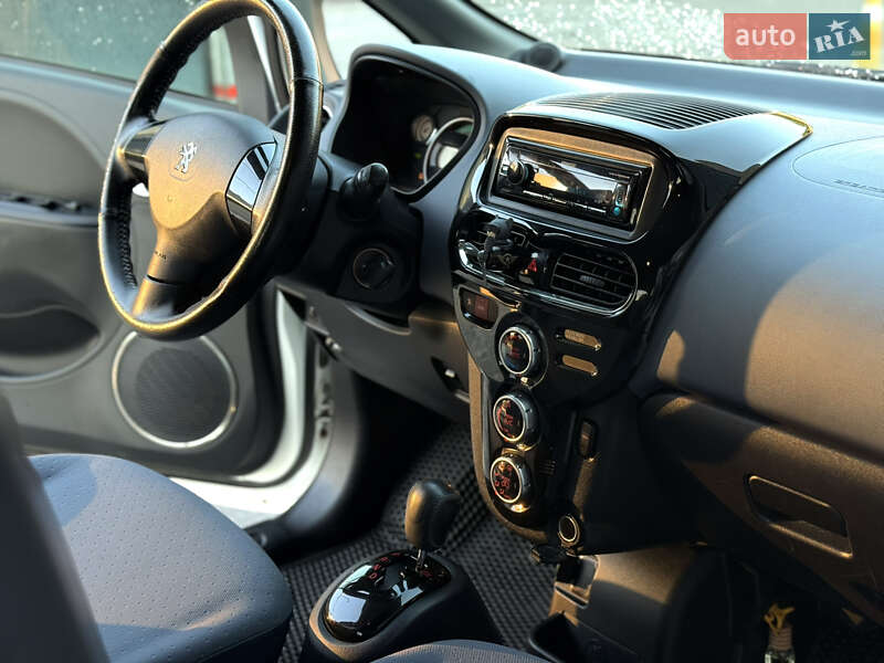 Хетчбек Peugeot iOn 2017 в Луцьку