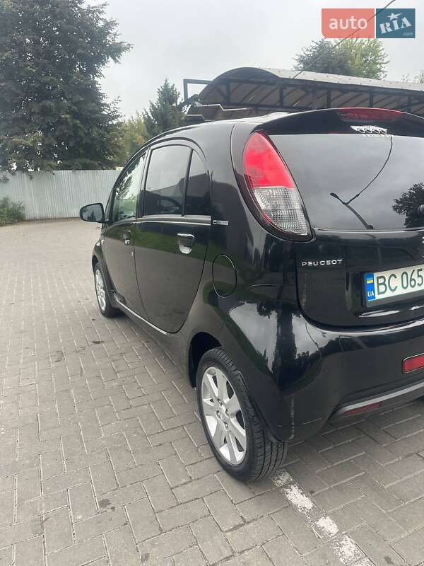 Хетчбек Peugeot iOn 2016 в Львові фото 4 Хетчбек Peugeot iOn 2016 в Львові