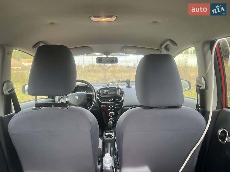 Хэтчбек Peugeot iOn 2015 в Киеве