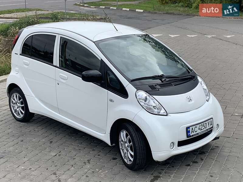 Хэтчбек Peugeot iOn 2014 в Луцке фото 19 Хэтчбек Peugeot iOn 2014 в Луцке