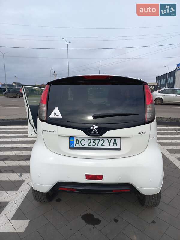 Хэтчбек Peugeot iOn 2011 в Луцке фото 33 Хэтчбек Peugeot iOn 2011 в Луцке