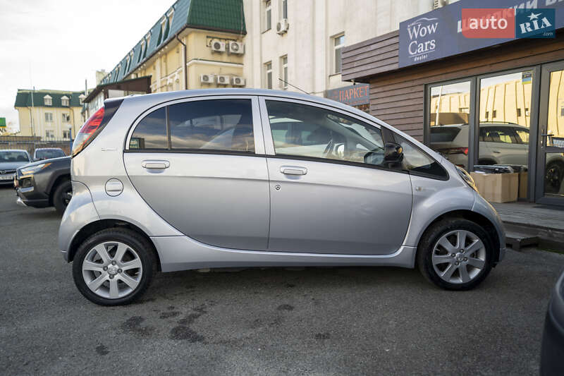 Хэтчбек Peugeot iOn 2017 в Киеве фото 12 Хэтчбек Peugeot iOn 2017 в Киеве