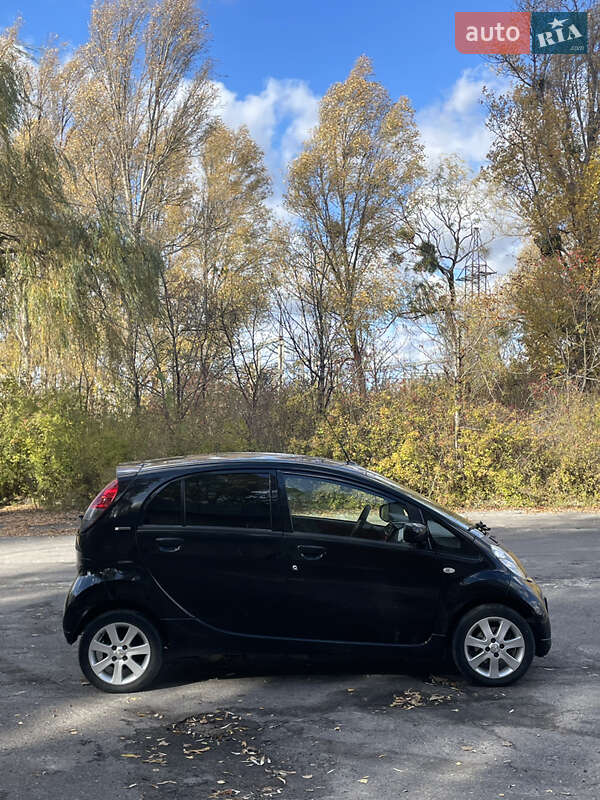 Хэтчбек Peugeot iOn 2011 в Львове фото 7 Хэтчбек Peugeot iOn 2011 в Львове