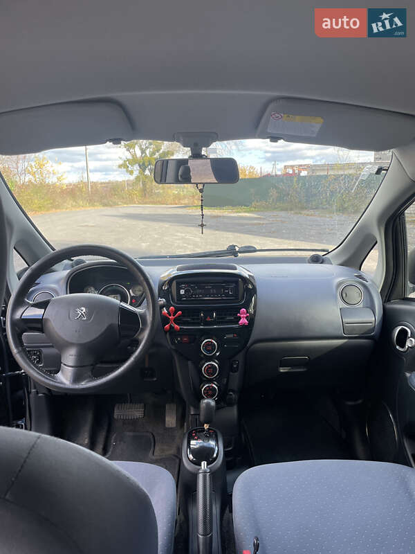Хэтчбек Peugeot iOn 2011 в Львове фото 16 Хэтчбек Peugeot iOn 2011 в Львове