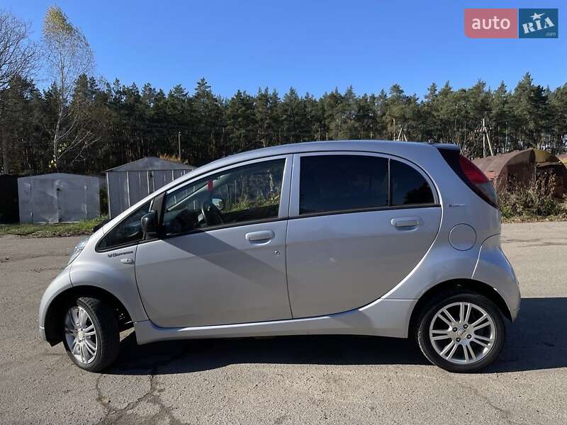 Хэтчбек Peugeot iOn 2011 в Коростышеве фото 8 Хэтчбек Peugeot iOn 2011 в Коростышеве