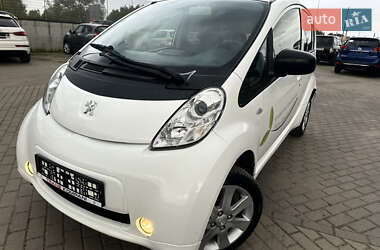 Хетчбек Peugeot iOn 2017 в Львові