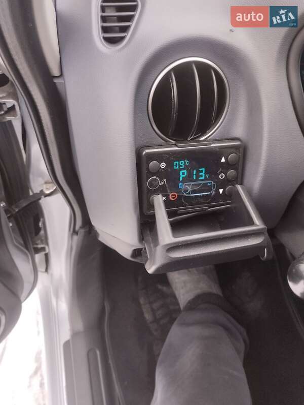 Хетчбек Peugeot iOn 2011 в Житомирі фото 14 Хетчбек Peugeot iOn 2011 в Житомирі