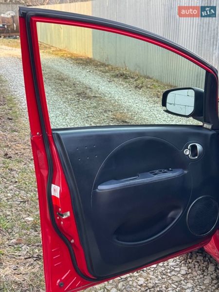 Хэтчбек Peugeot iOn 2011 в Стрые