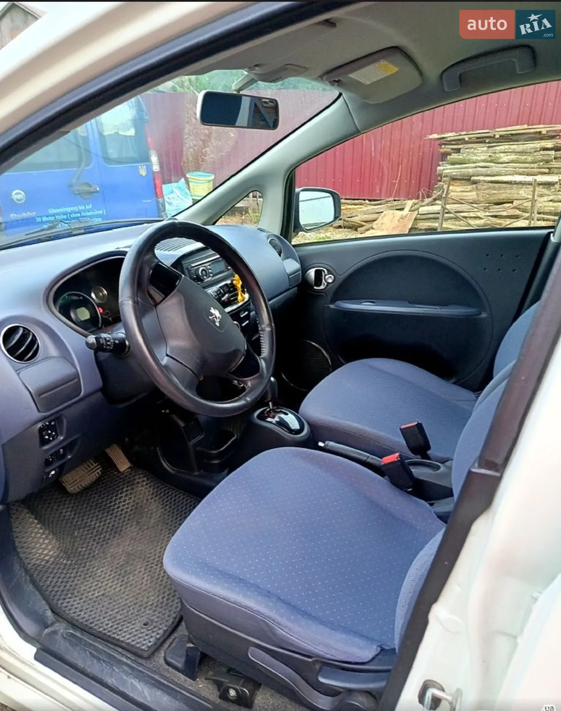 2012 Peugeot iOn - мініатюра 4
