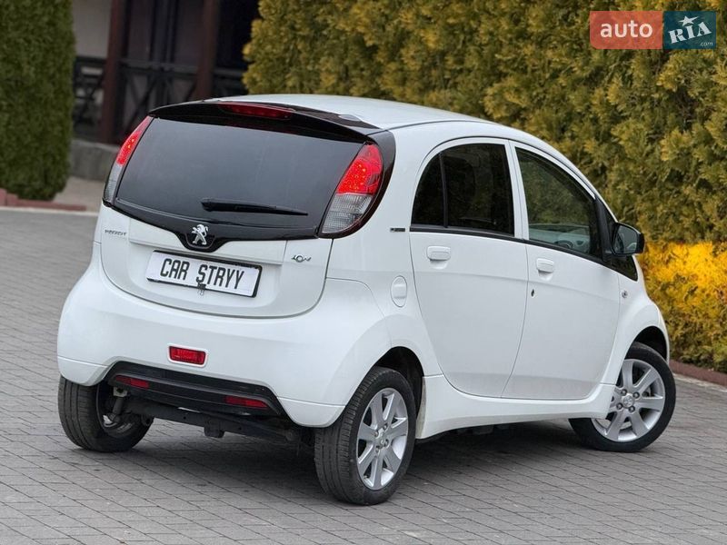 Хэтчбек Peugeot iOn 2019 в Стрые