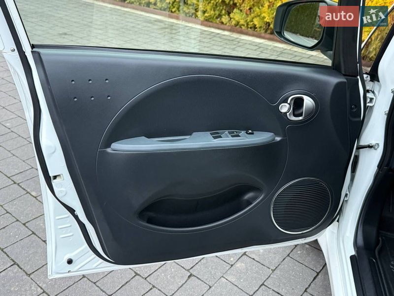 Хэтчбек Peugeot iOn 2019 в Стрые