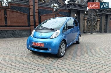 Хэтчбек Peugeot iOn 2011 в Звягеле