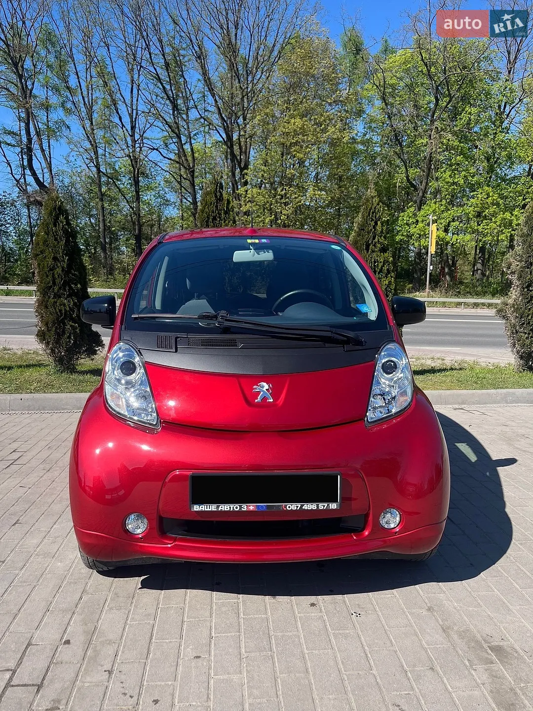 2017 Peugeot iOn - мініатюра 2