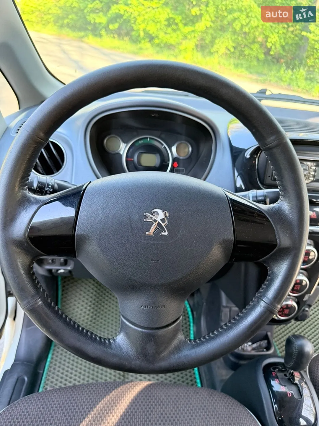 2012 Peugeot iOn - мініатюра 19