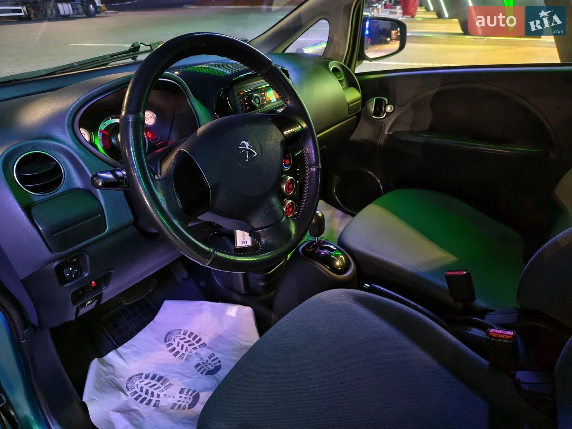 2014 Peugeot iOn - мініатюра 32