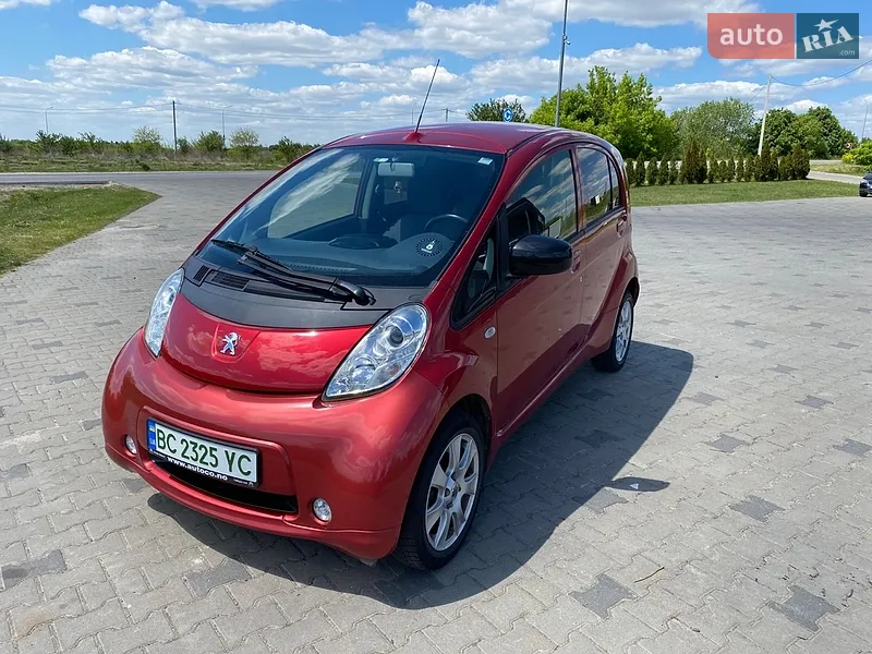 Peugeot iOn 2015