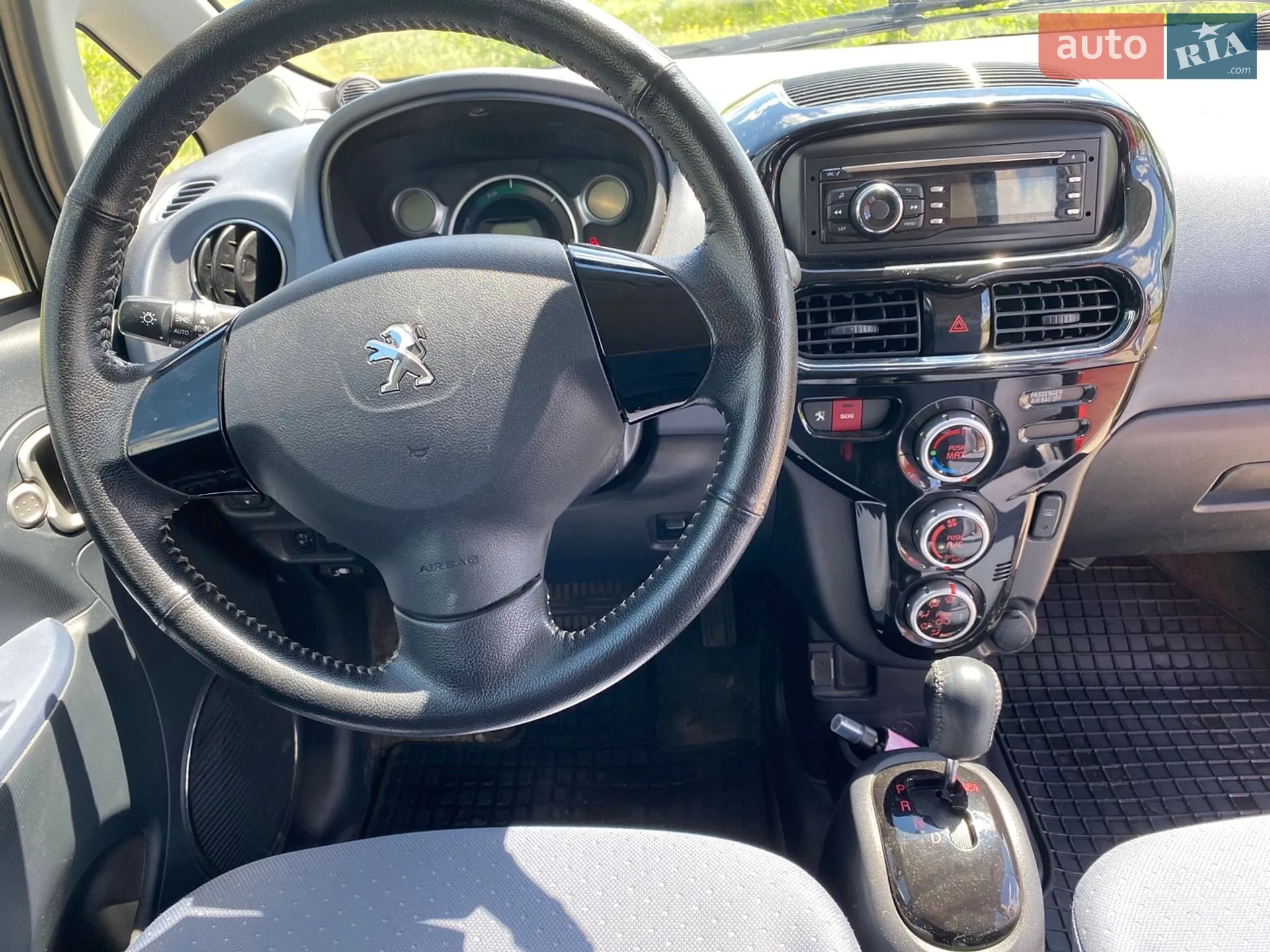 2015 Peugeot iOn - мініатюра 19